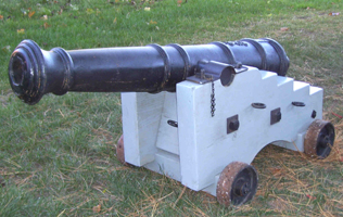 3 Pounder Cannon With Garrison Carriage